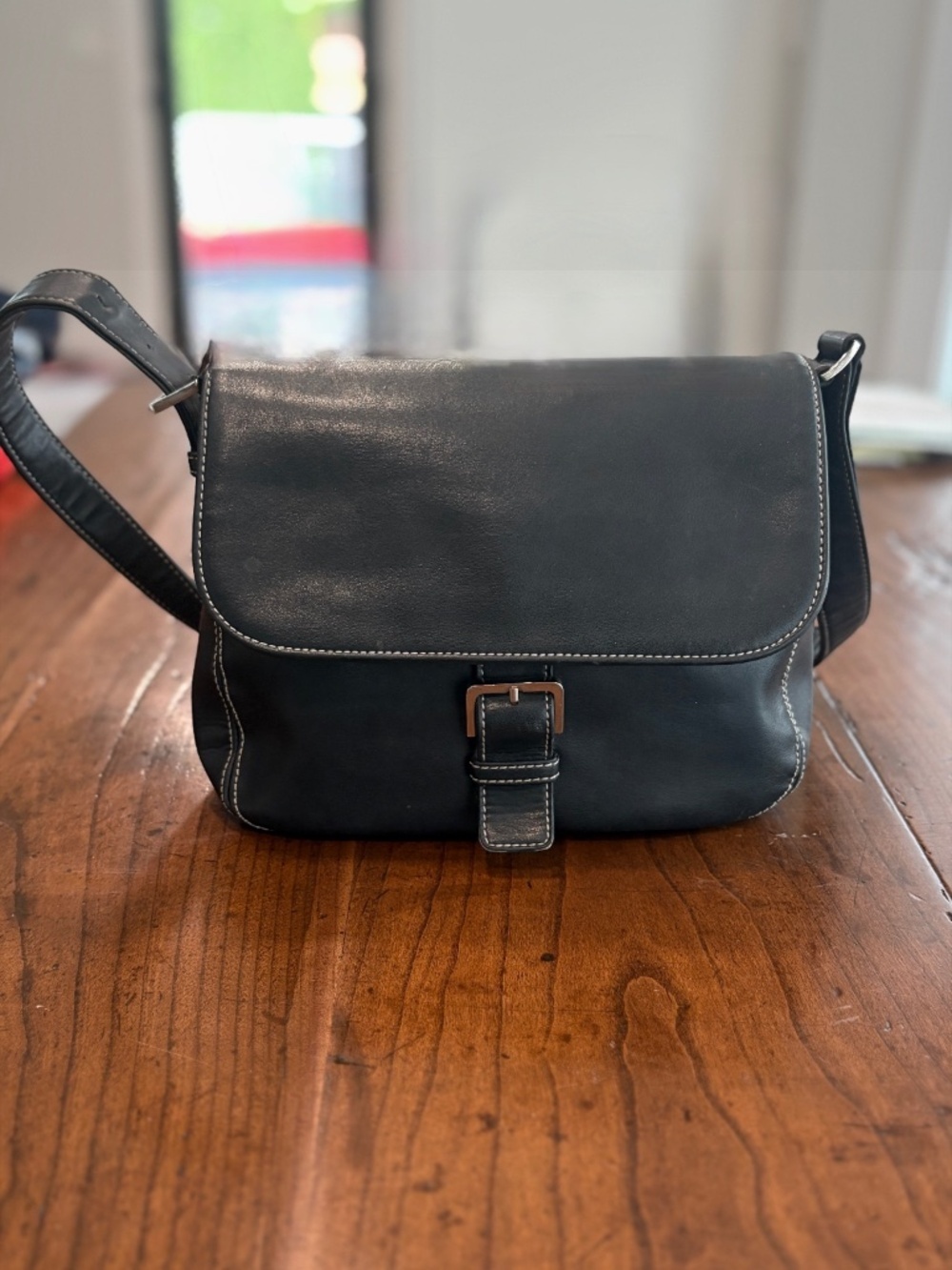 Charter Club Black Shoulder Bag White Contrast Stitch Y2K Flap Purse No. 8833313